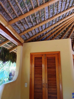 Large beachfront home or B&B for sale in Ecuador